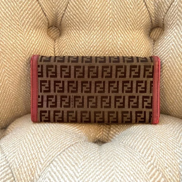 Authentic Fendi Zucchino Canvas Pink Leather Bifold Wallet - Picture 3 of 11